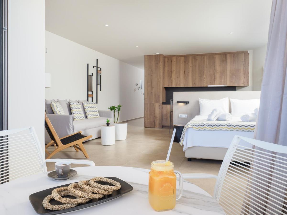 The H Experience Boutique Downtown Apartment